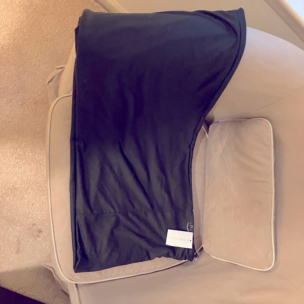 Beyond Yoga infinity scarf with pocket